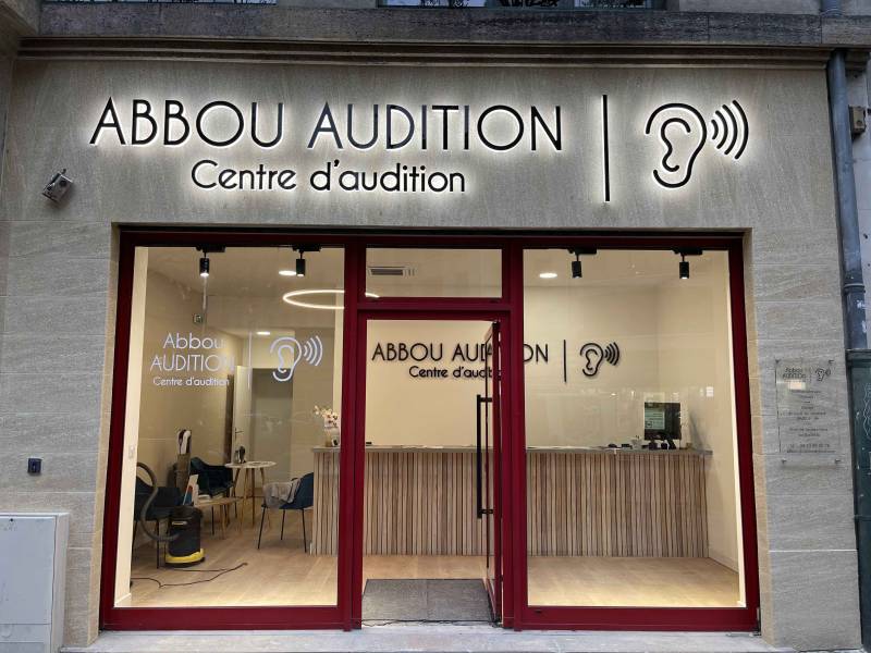 Lettres lumineuses en reliefs pour Abbou Audition à Marseille