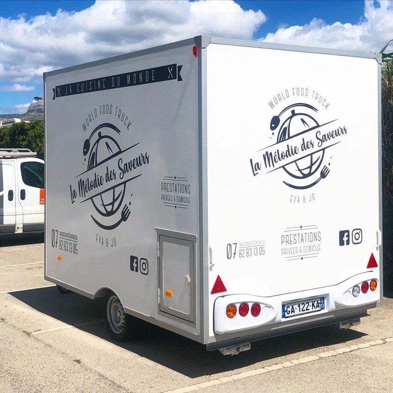 Coverings déco sur la remorque d’un Foodtruck sur Aubagne